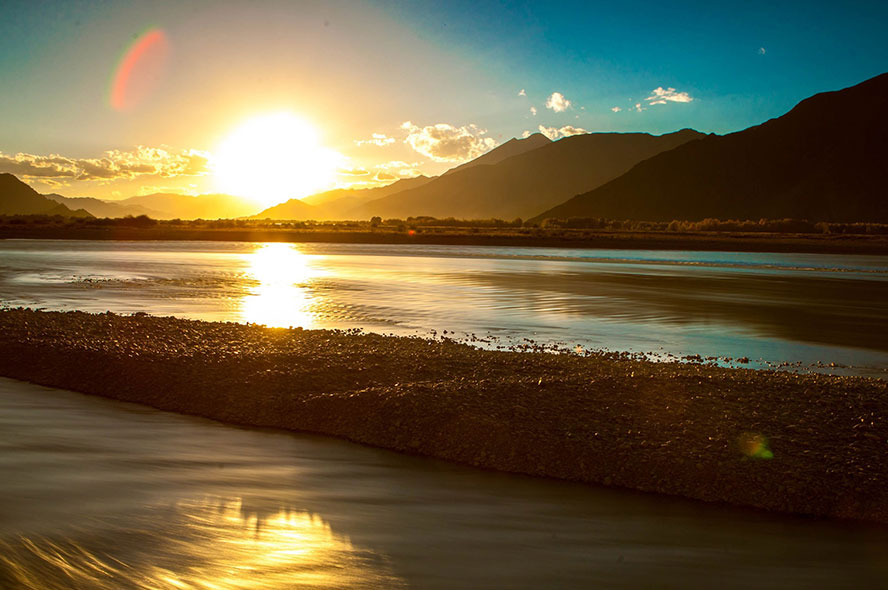 7 Days Tibetan New Year Festival Tour