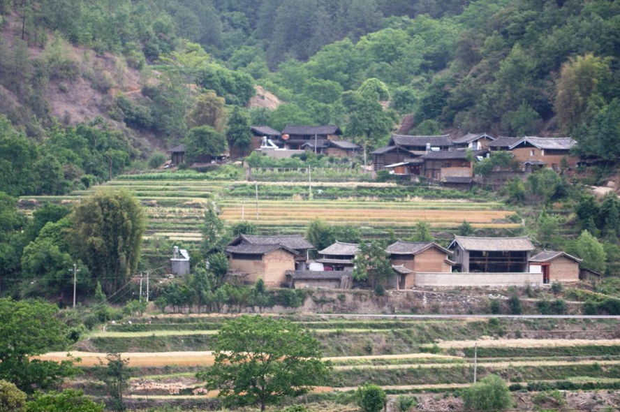 10 Days Private Tour to Lhasa from Yunnan