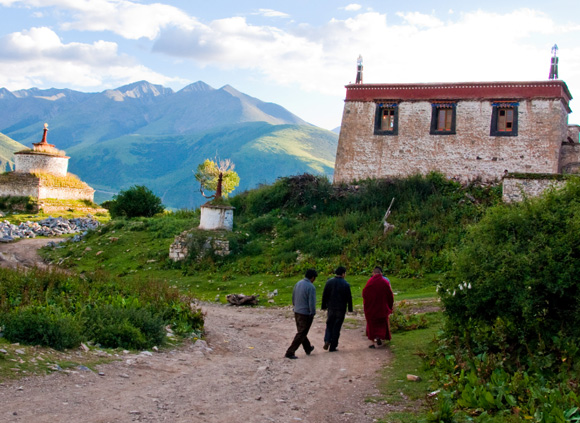 7 Days Central Tibet Group Tour with Namtso