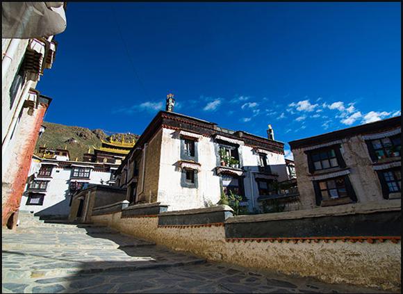 7 Days Central Tibet Group Tour with Namtso