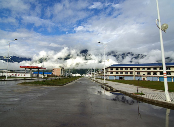 13 Days Tibet to Nepal Overland Tour with EBC & Mt. Kailash