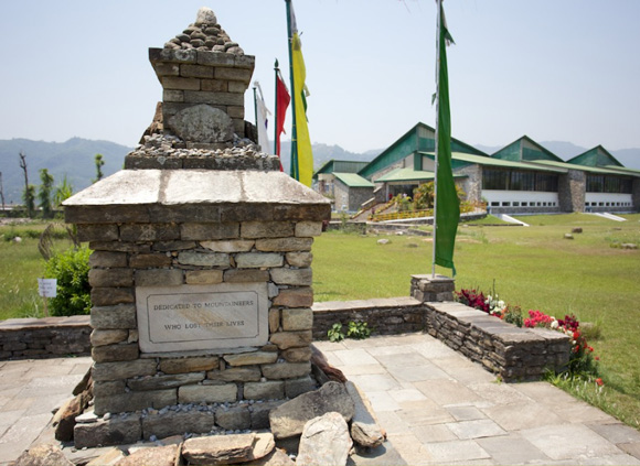 8-Day Kathmandu-Chitwan-Pokhara Tour